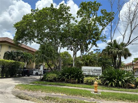 Photo of 8600 SW 109th Ave #4-211, Miami, FL 33173 (MLS # A11904924) Photo of 8600 SW 109th Ave #4-211, Miami, FL 33173 (MLS # A11904924)