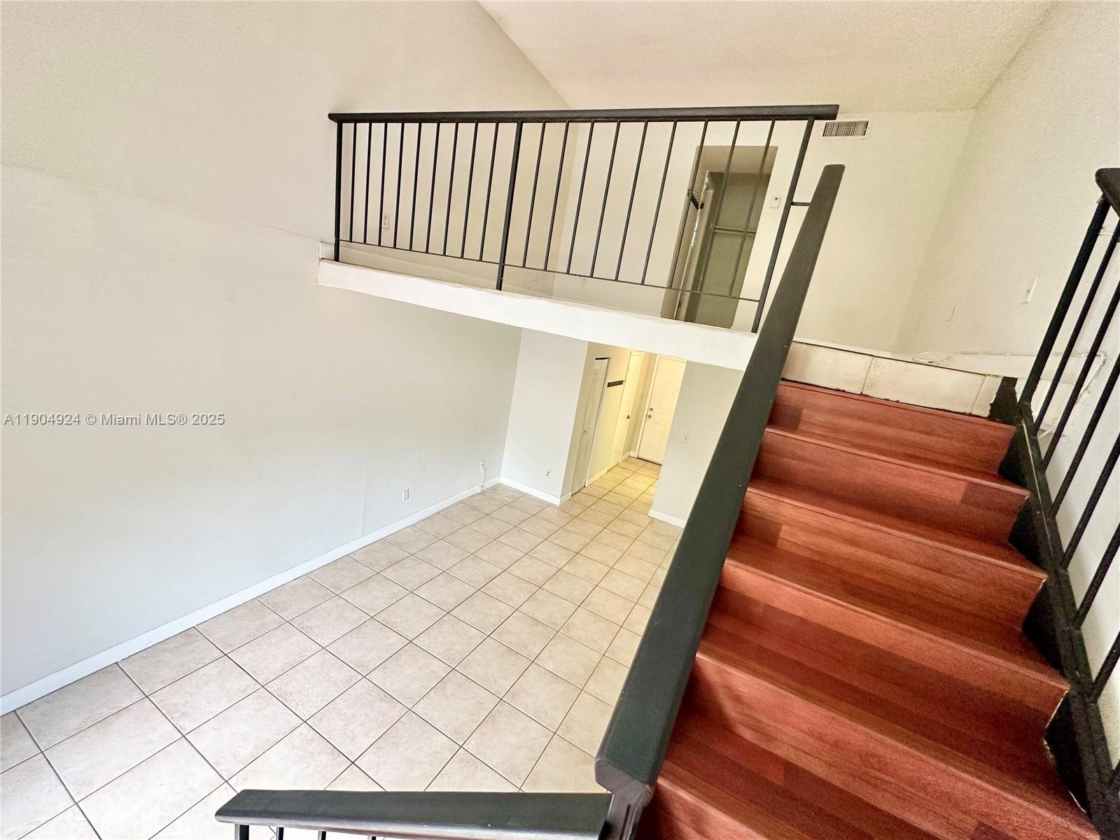 COURTYARDS AT KENDALL CON - Residential