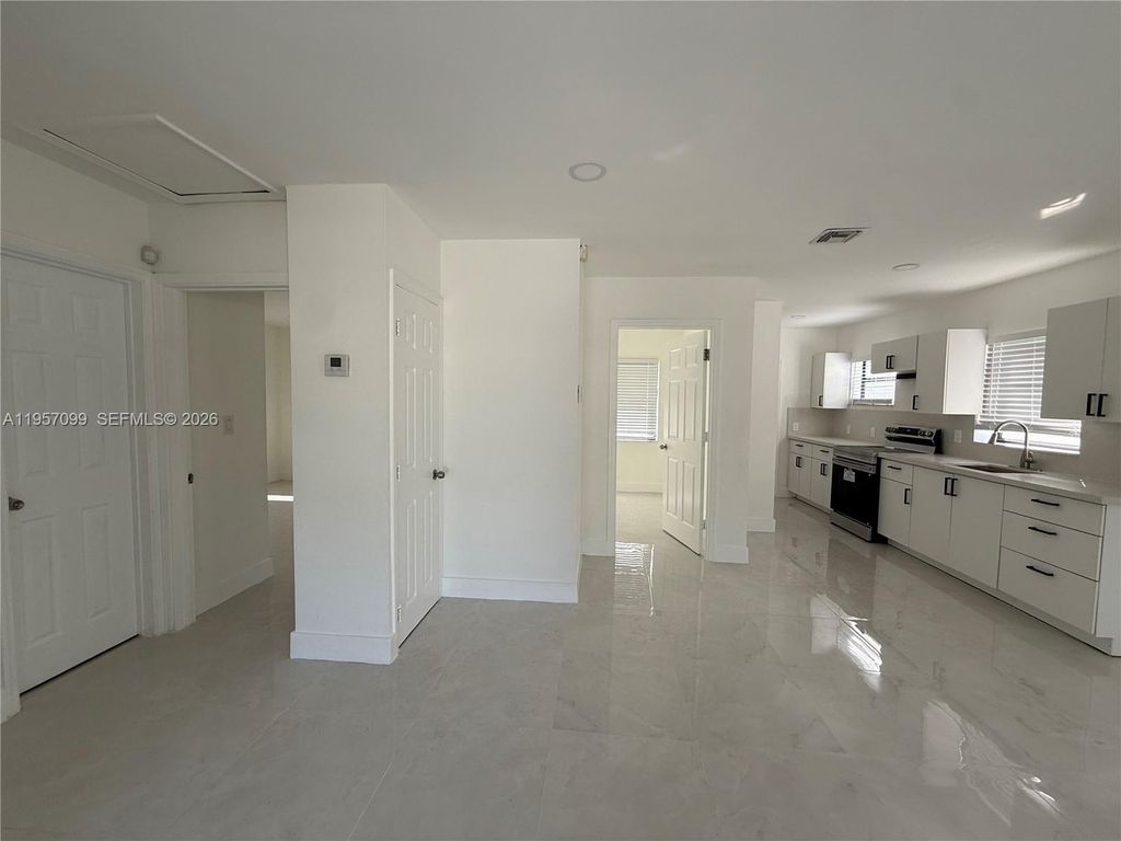 Photo of 709 NW 6th St, Hallandale Beach, FL 33009 (MLS # A11957099)