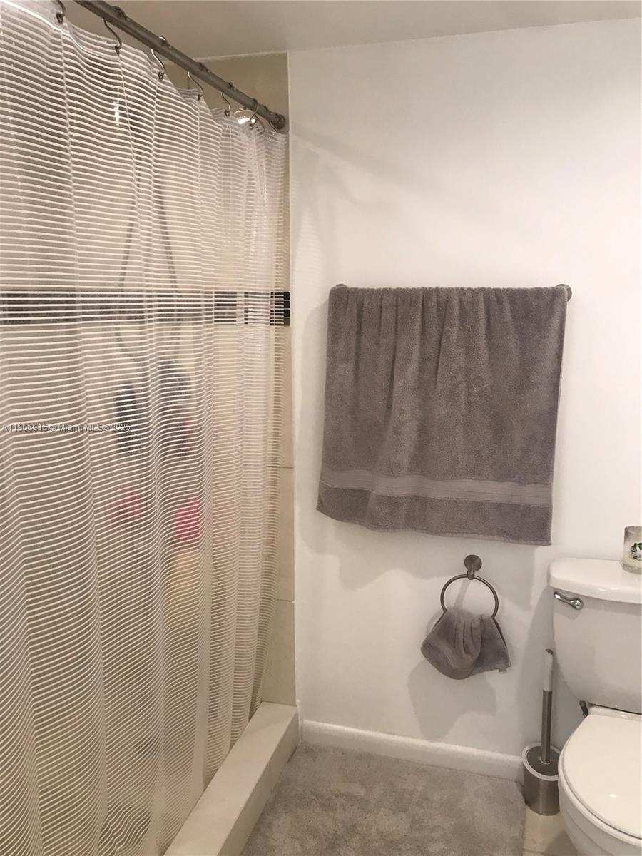 NARANJA LAKES CONDO NO 5 - Residential Lease