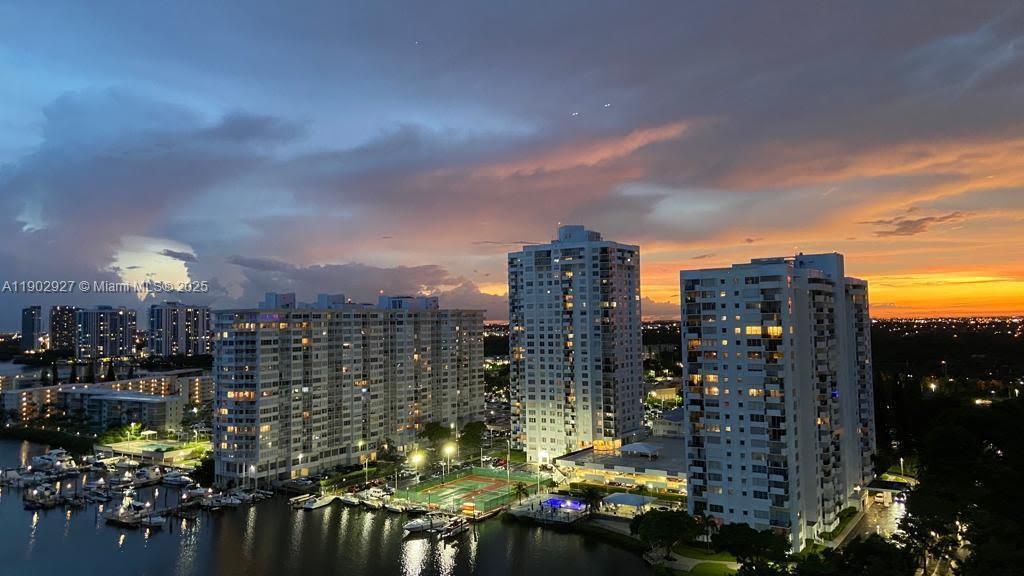 2801 NE 183rd St 1909W