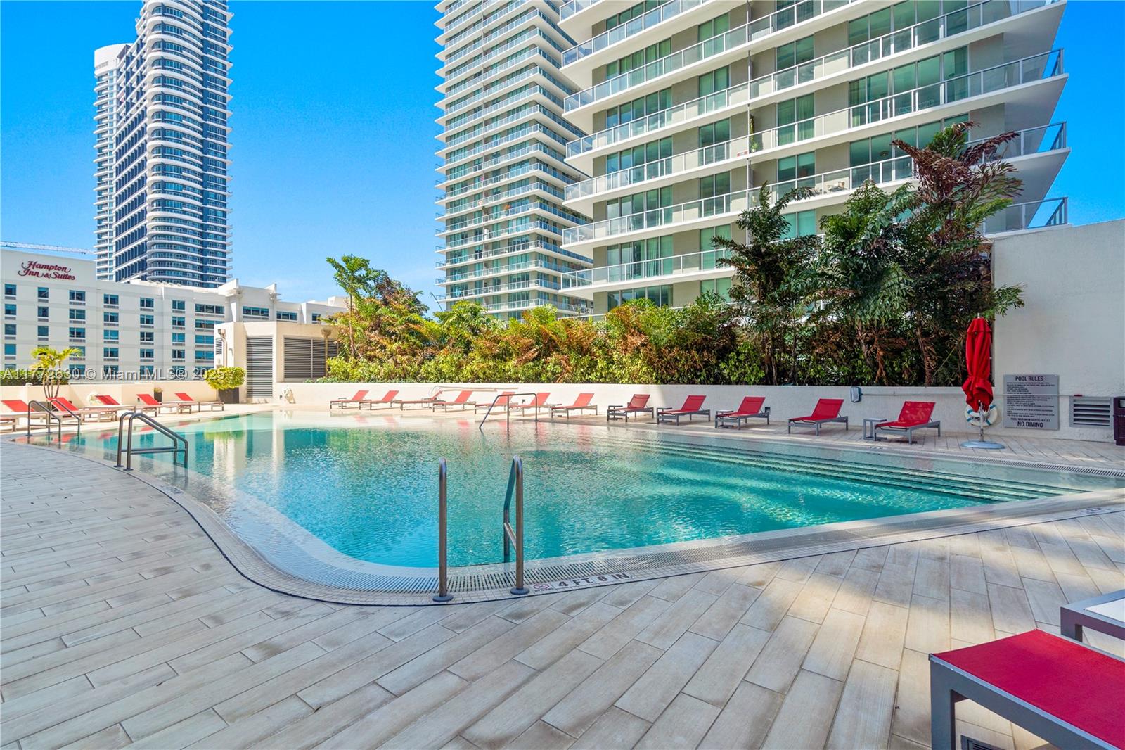 1100 MILLECENTO RESIDENCE - Residential