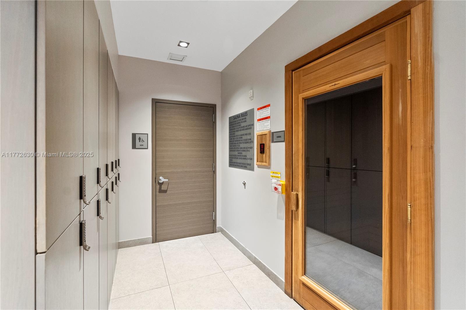 1100 MILLECENTO RESIDENCE - Residential