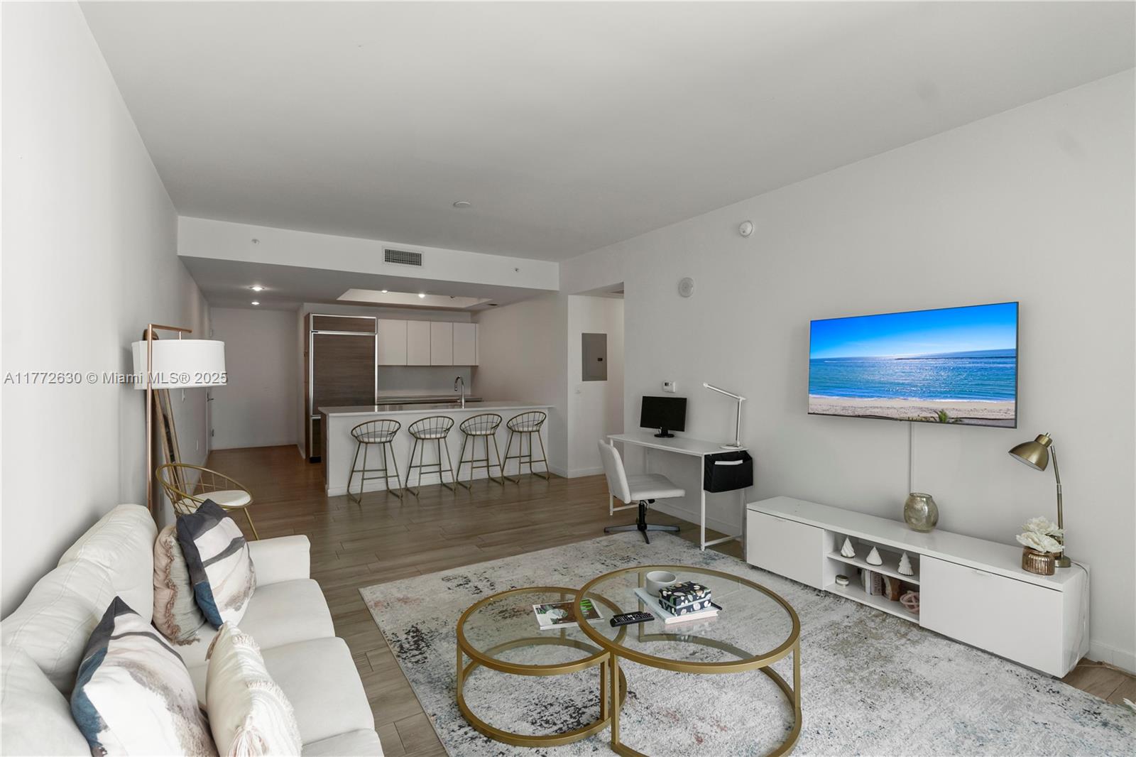 1100 S Miami Ave 2007