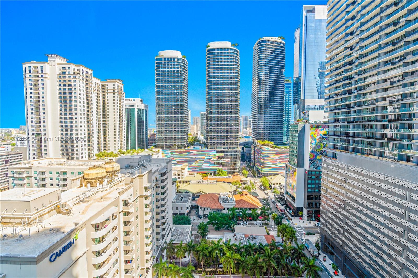 1100 S Miami Ave 2007