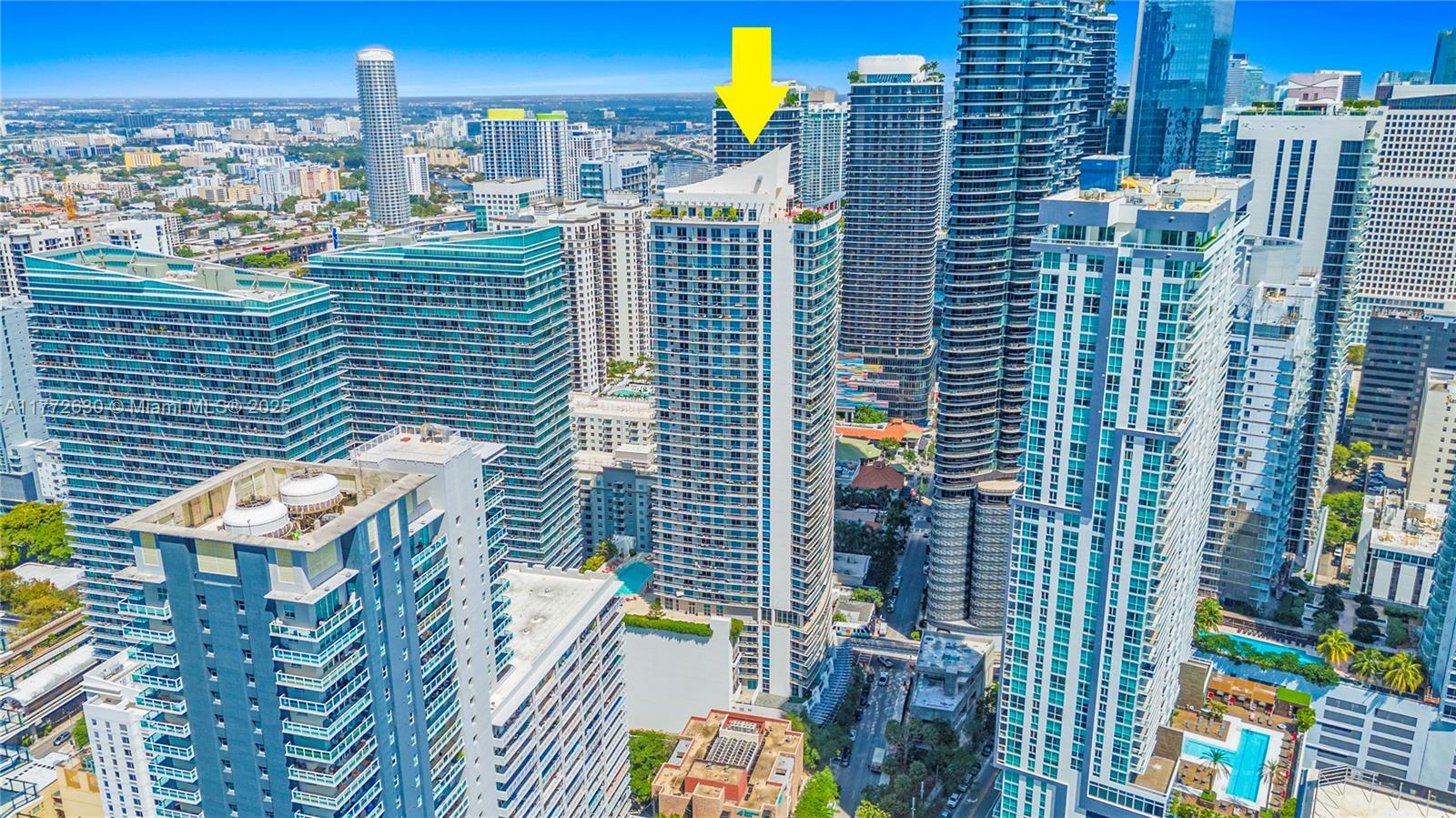 1100 MILLECENTO RESIDENCE - Residential