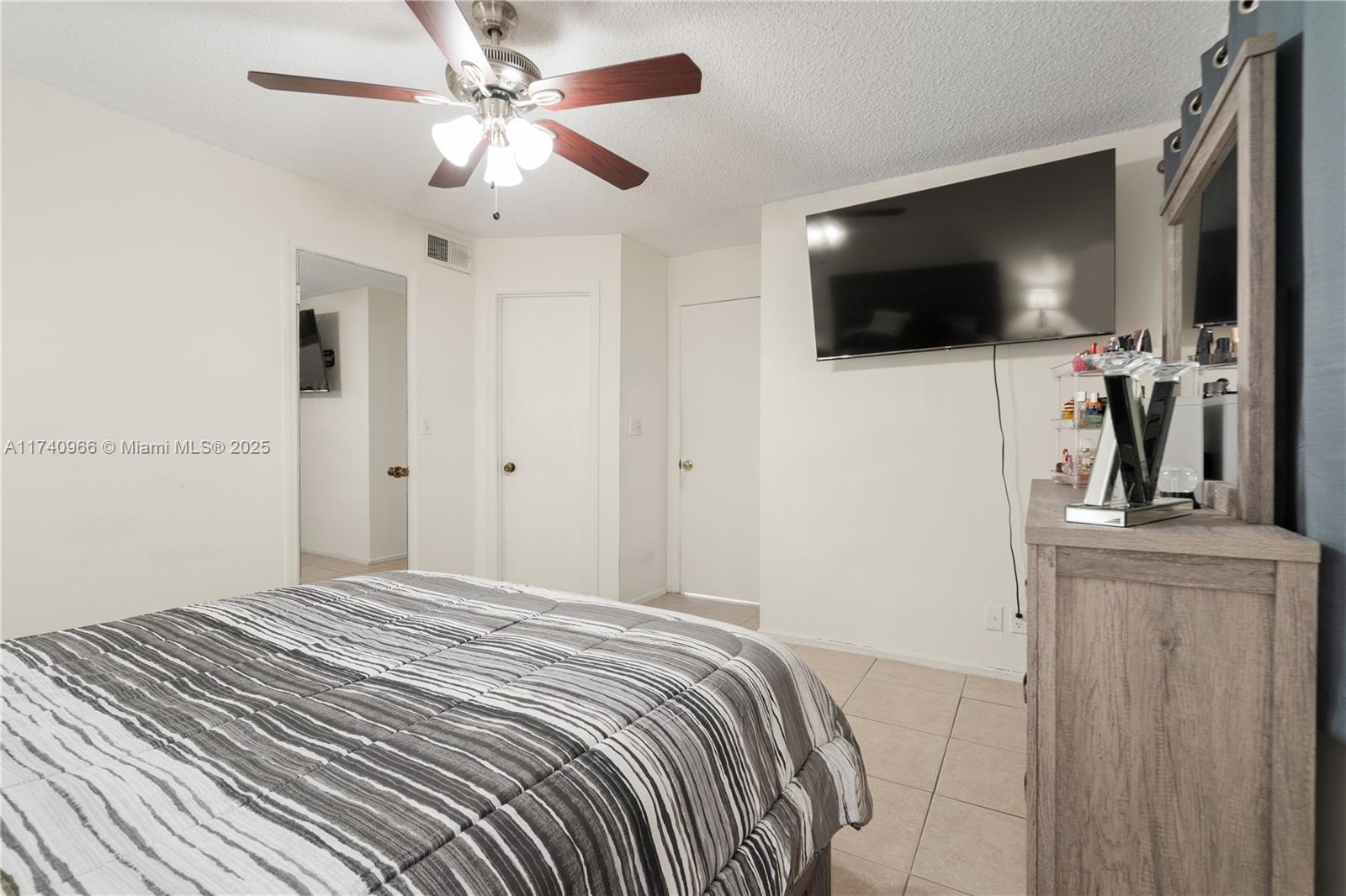 SUNDANCE AT DAVIE CONDO - Residential