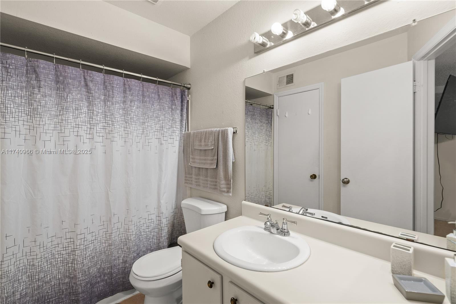 SUNDANCE AT DAVIE CONDO - Residential
