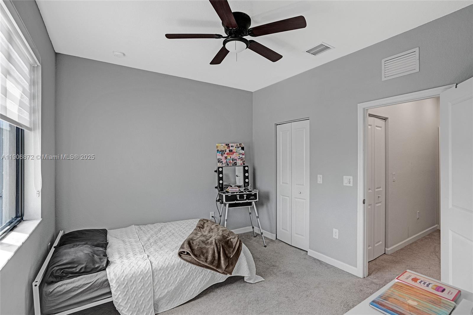 VIA VENTURA NEIGHBORHOOD - Residential