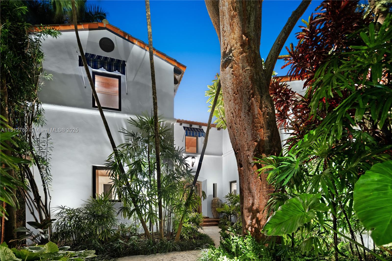 Rental Property at 56 S Hibiscus Dr, Miami Beach, Miami-Dade County, Florida - Bedrooms: 4 
Bathrooms: 4  - $45,000 MO.