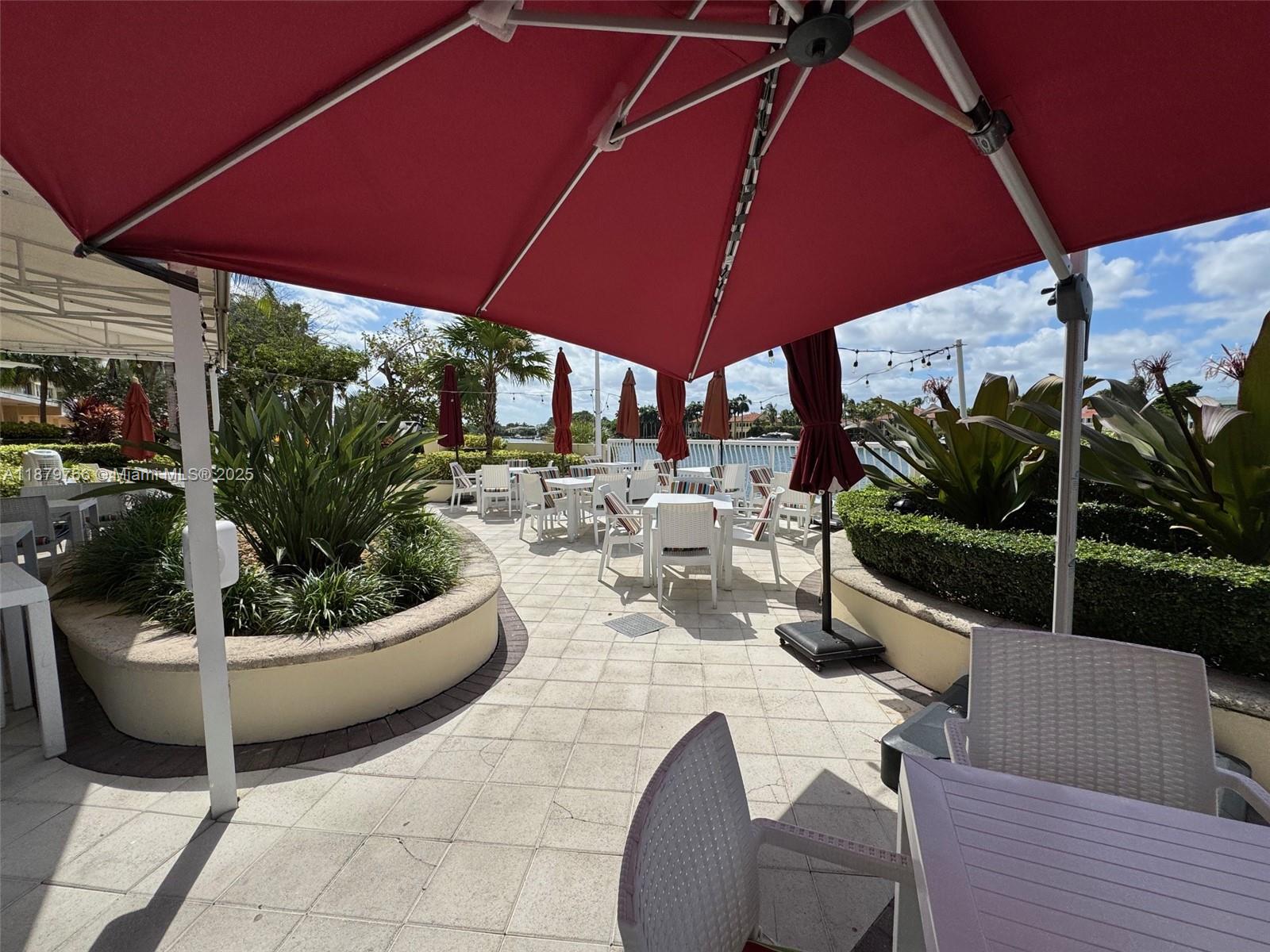 5600 CONDO - Residential