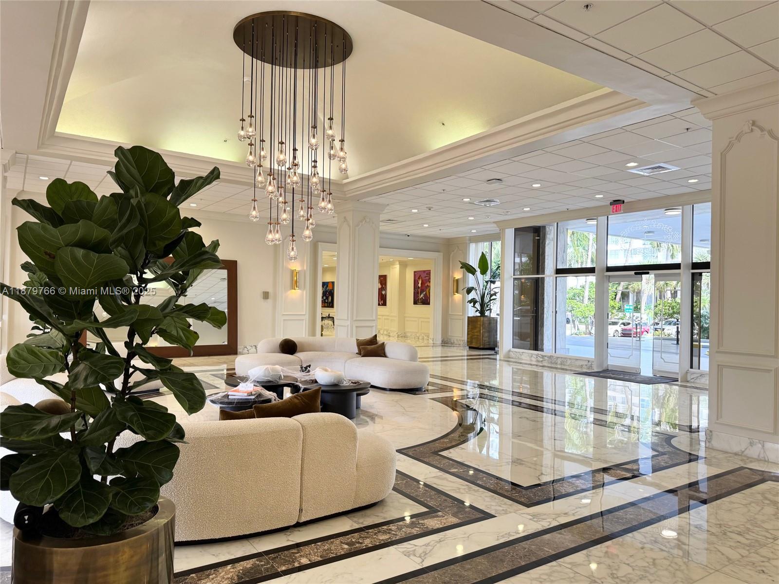 5600 CONDO - Residential