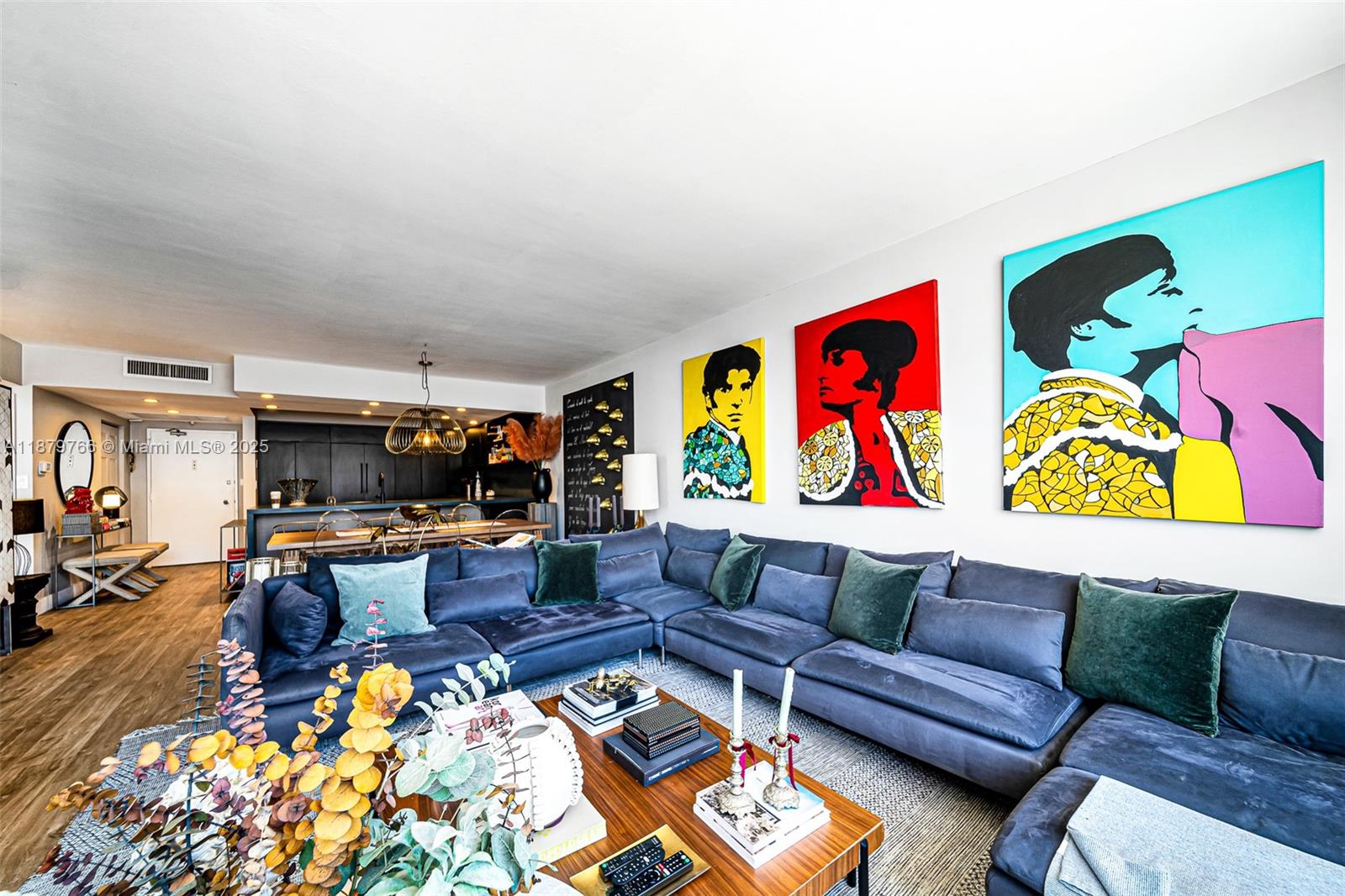 5600 CONDO - Residential