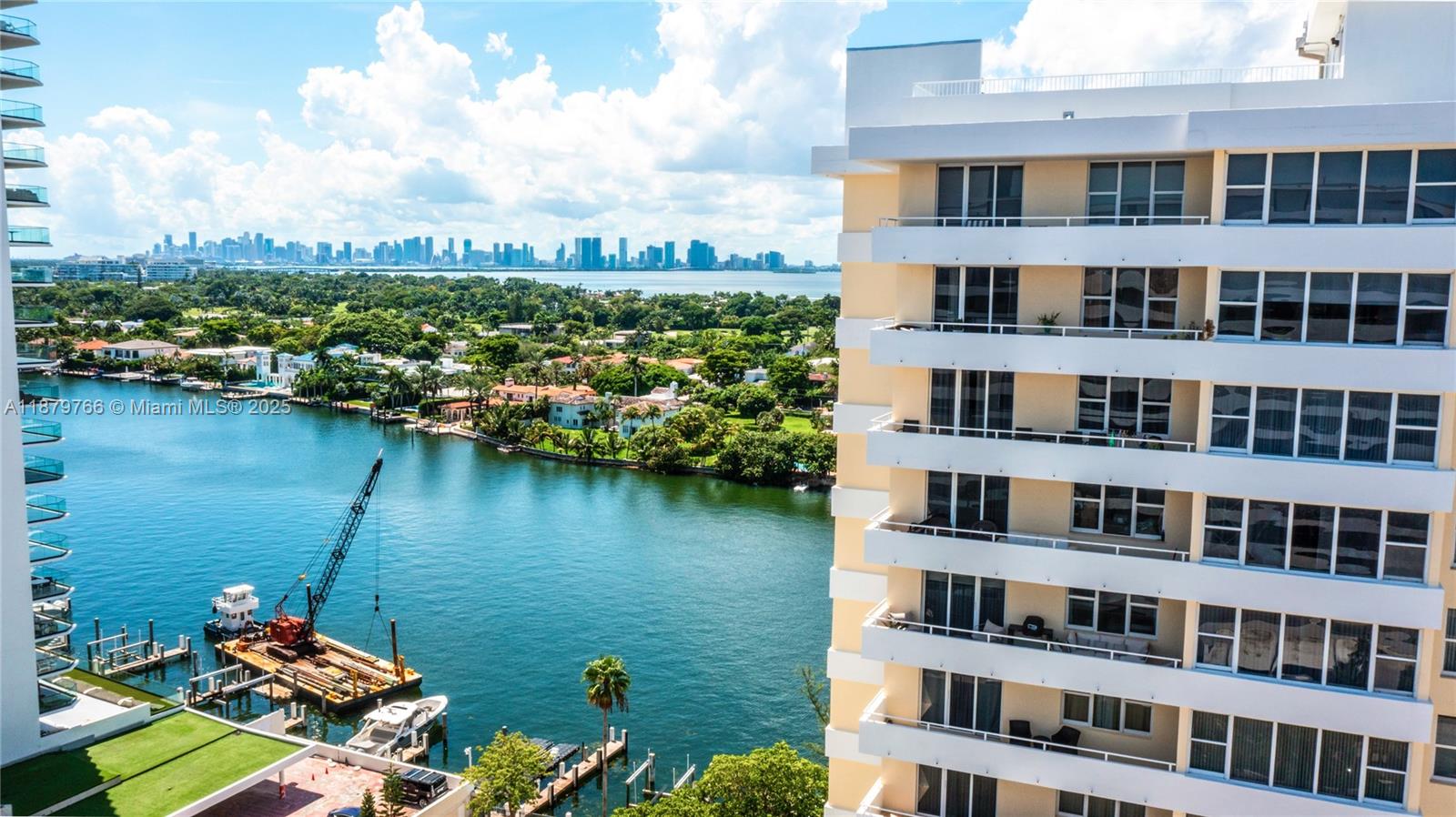 5600 CONDO - Residential