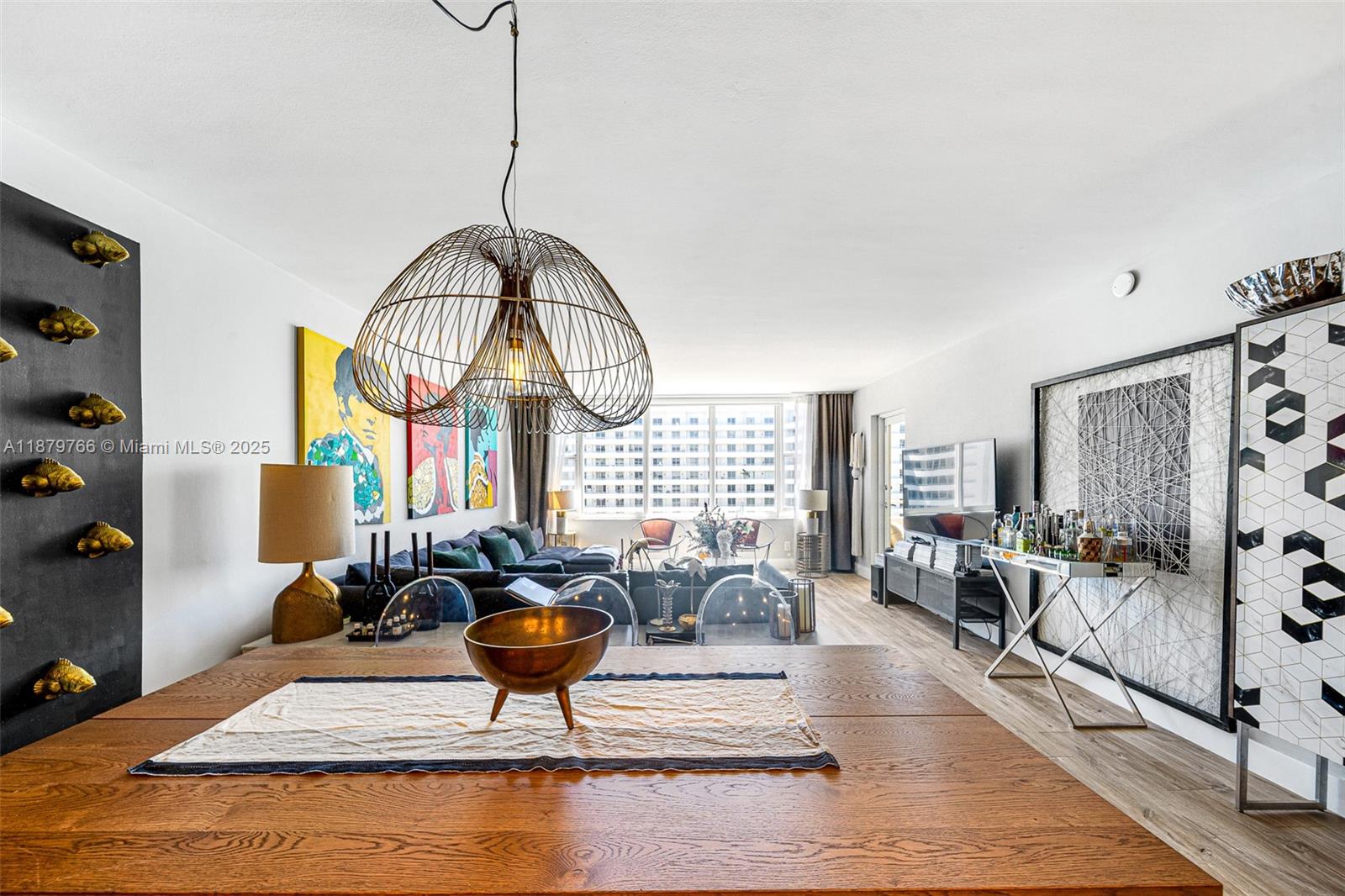 5600 Collins Ave 12E