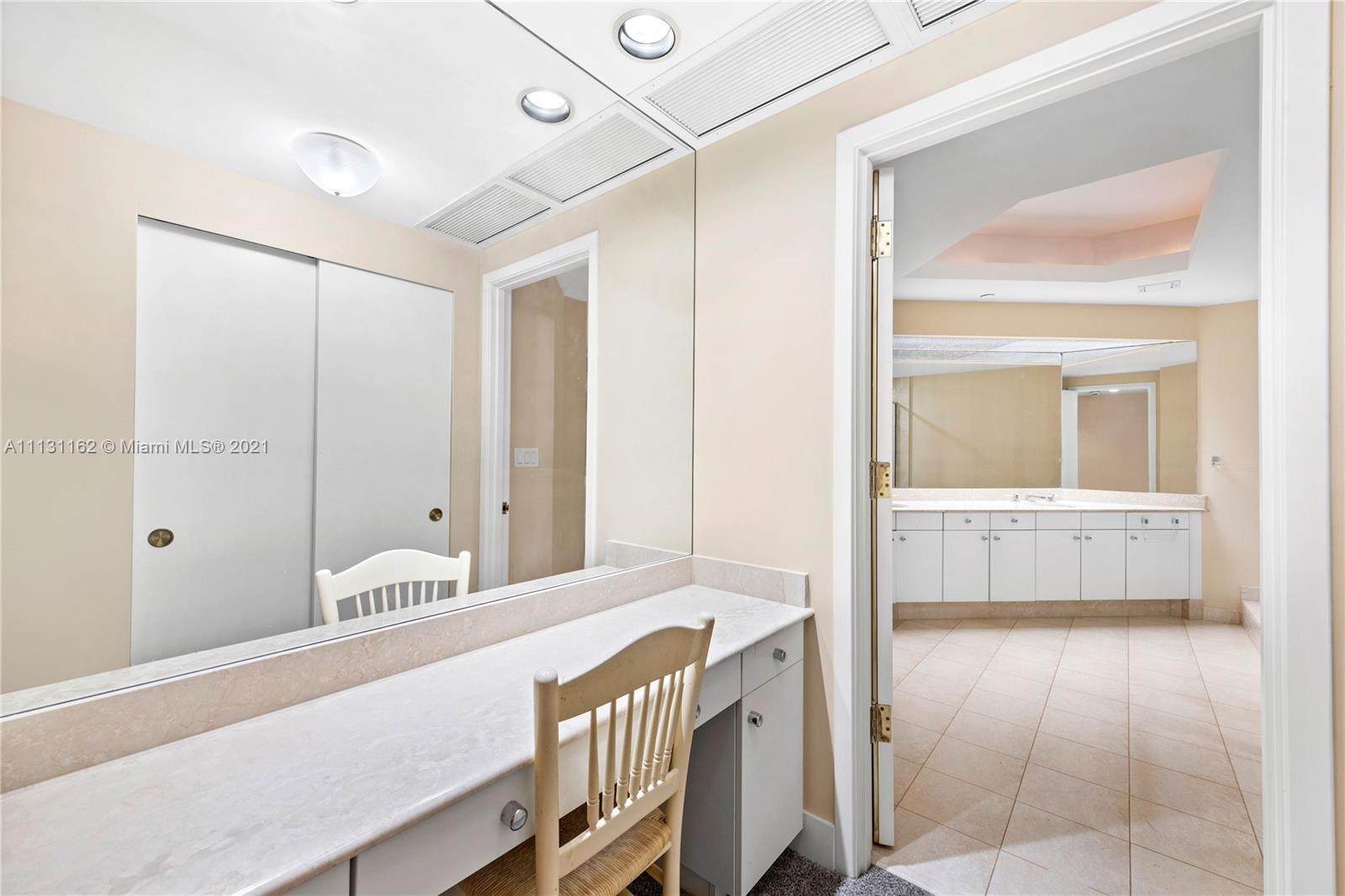 BAL HARBOUR TOWER CONDO - Residential