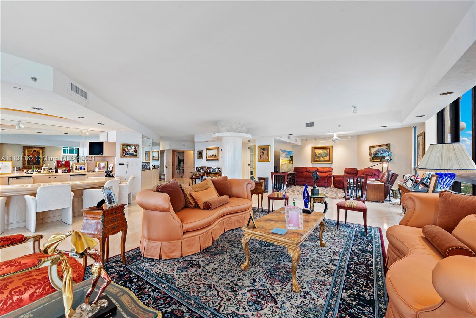 BAL HARBOUR TOWER CONDO - Residential