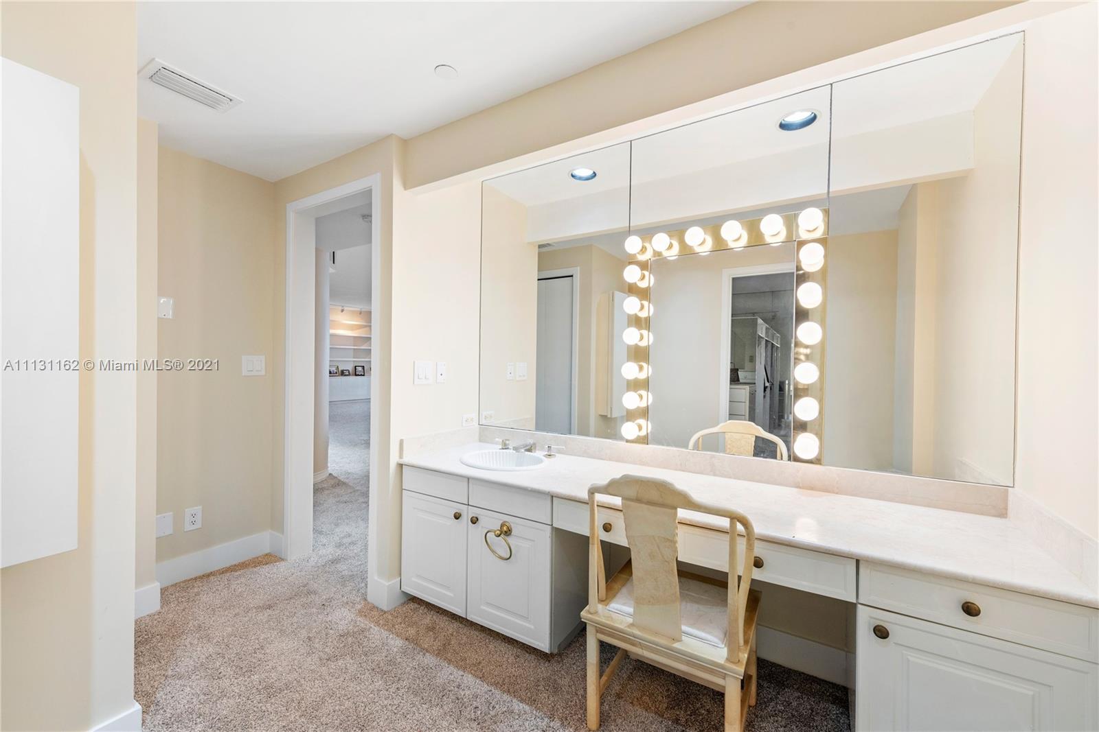 BAL HARBOUR TOWER CONDO - Residential