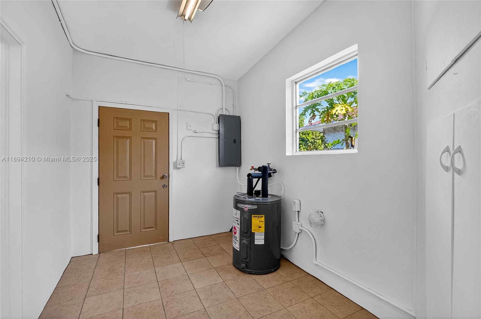 BAYSHORE A - Residential Income