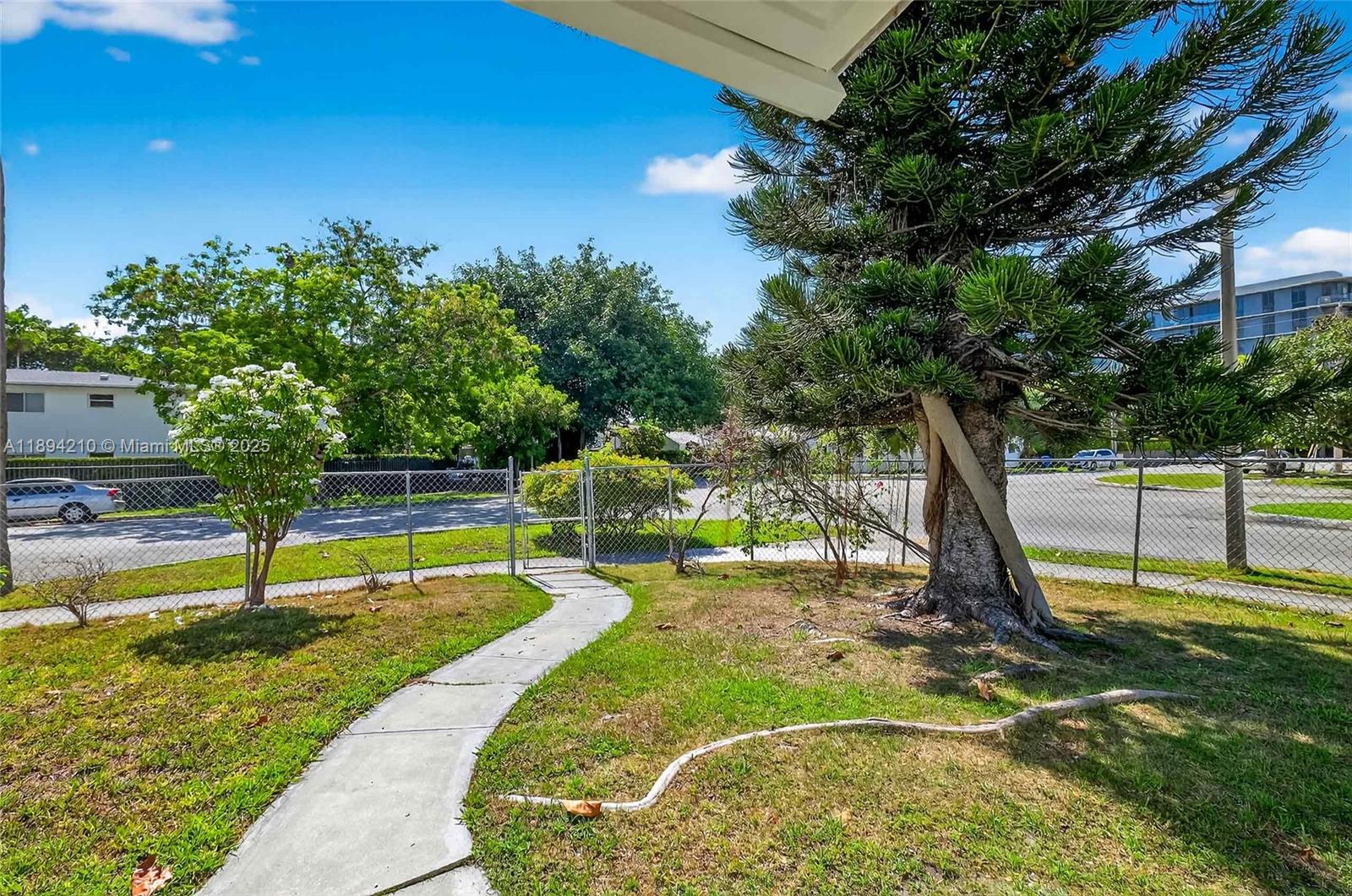 BAYSHORE A - Residential Income