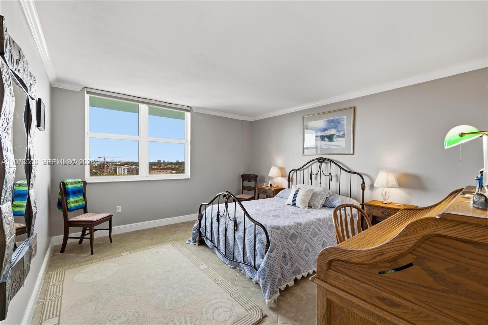 ISLAND POINTE CONDO - Residential