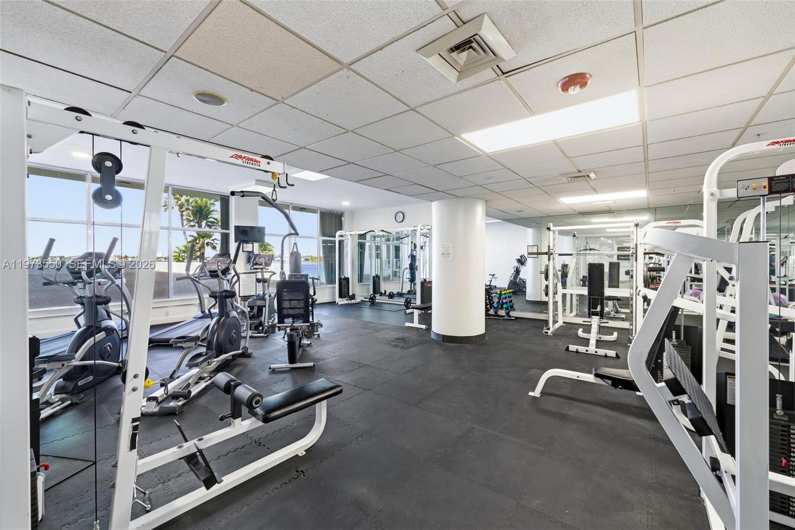 ISLAND POINTE CONDO - Residential