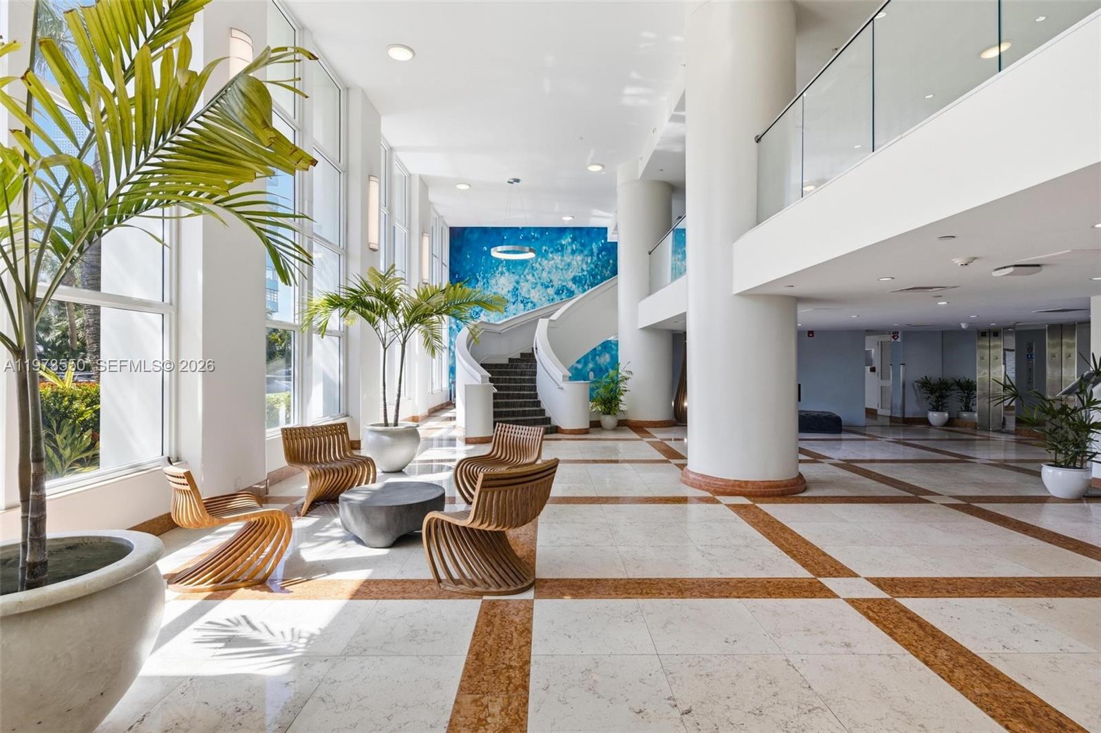 ISLAND POINTE CONDO - Residential