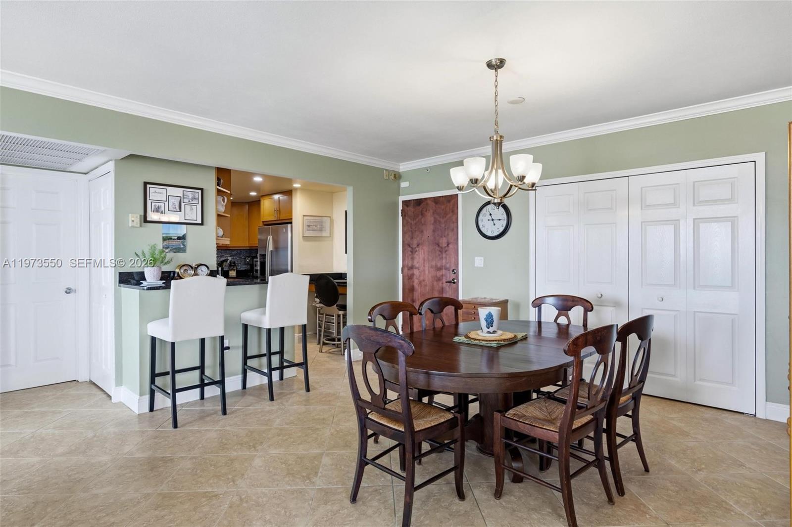 ISLAND POINTE CONDO - Residential