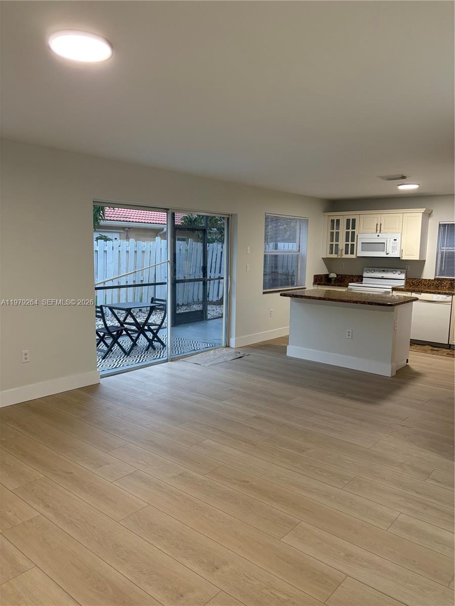 SAVANNAH PLAT 3 - Residential Lease