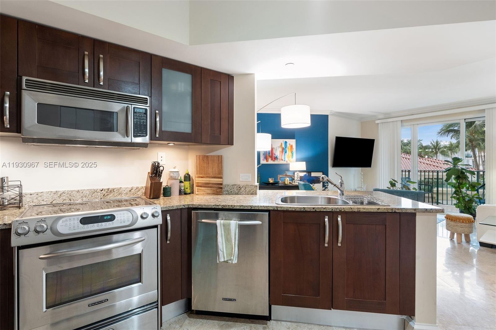 TURNBERRY VILLAGE SO TOWE - Residential