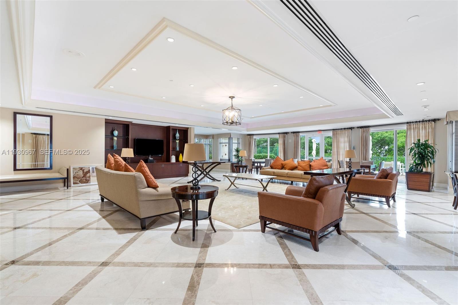 TURNBERRY VILLAGE SO TOWE - Residential