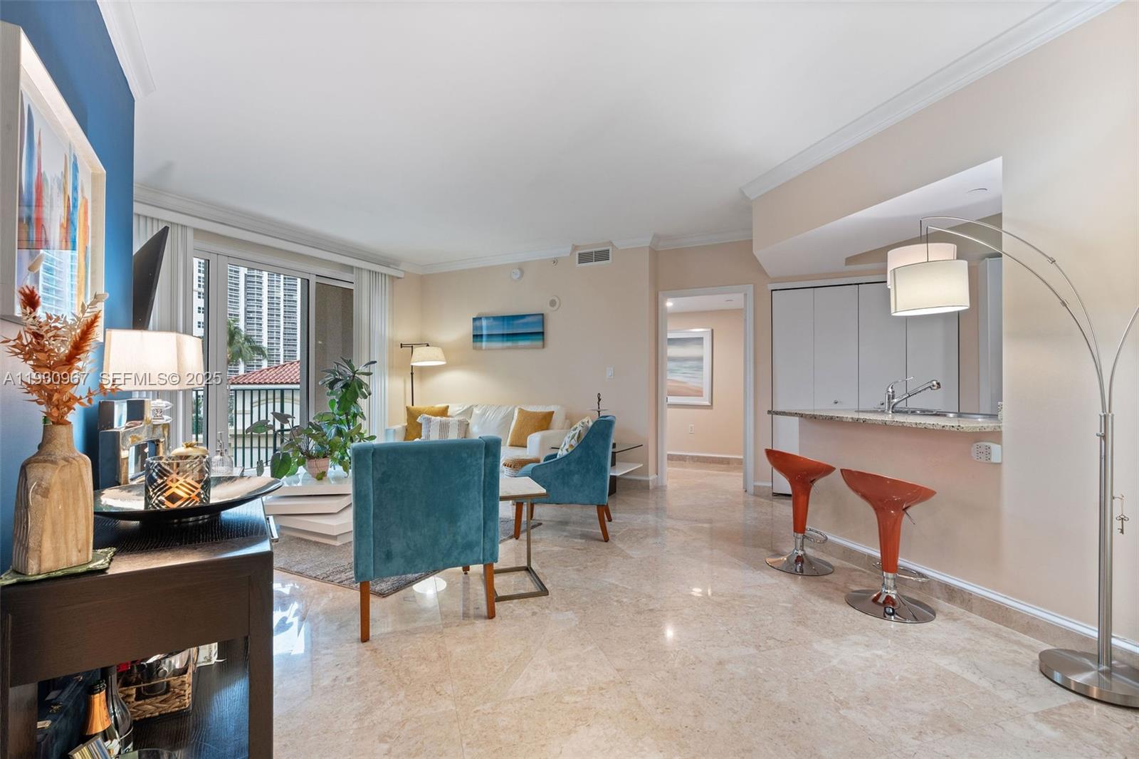 19900 E Country Club Dr 616