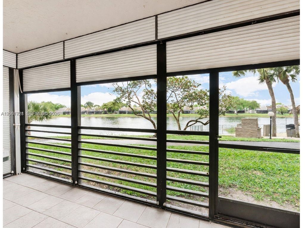 Photo of 1101 Colony Point Cir #101, Pembroke Pines, FL 33026 (MLS # A12007721)