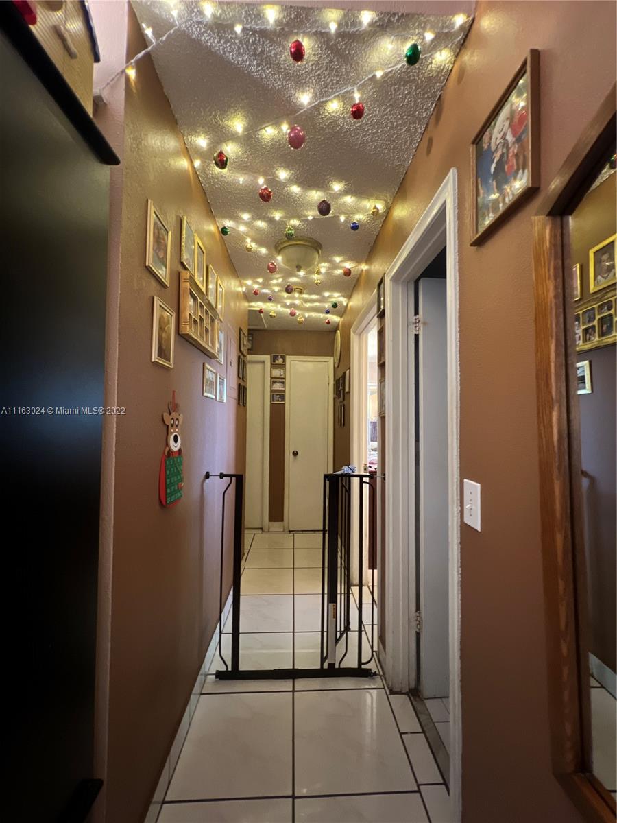 SUNRISE GOLF VILLAGE SEC - Residential