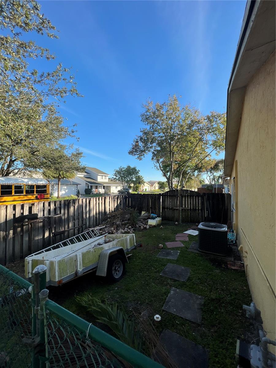 SUNRISE GOLF VILLAGE SEC - Residential