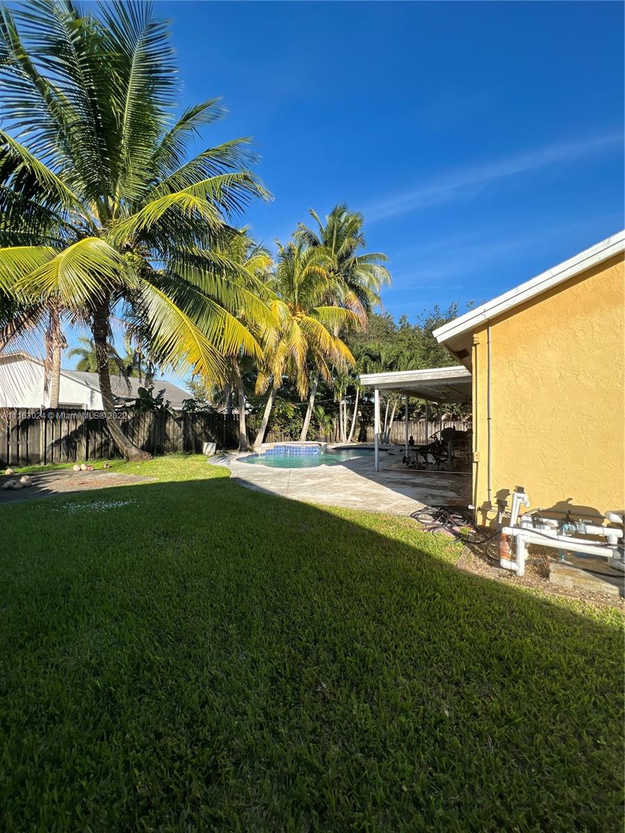 SUNRISE GOLF VILLAGE SEC - Residential