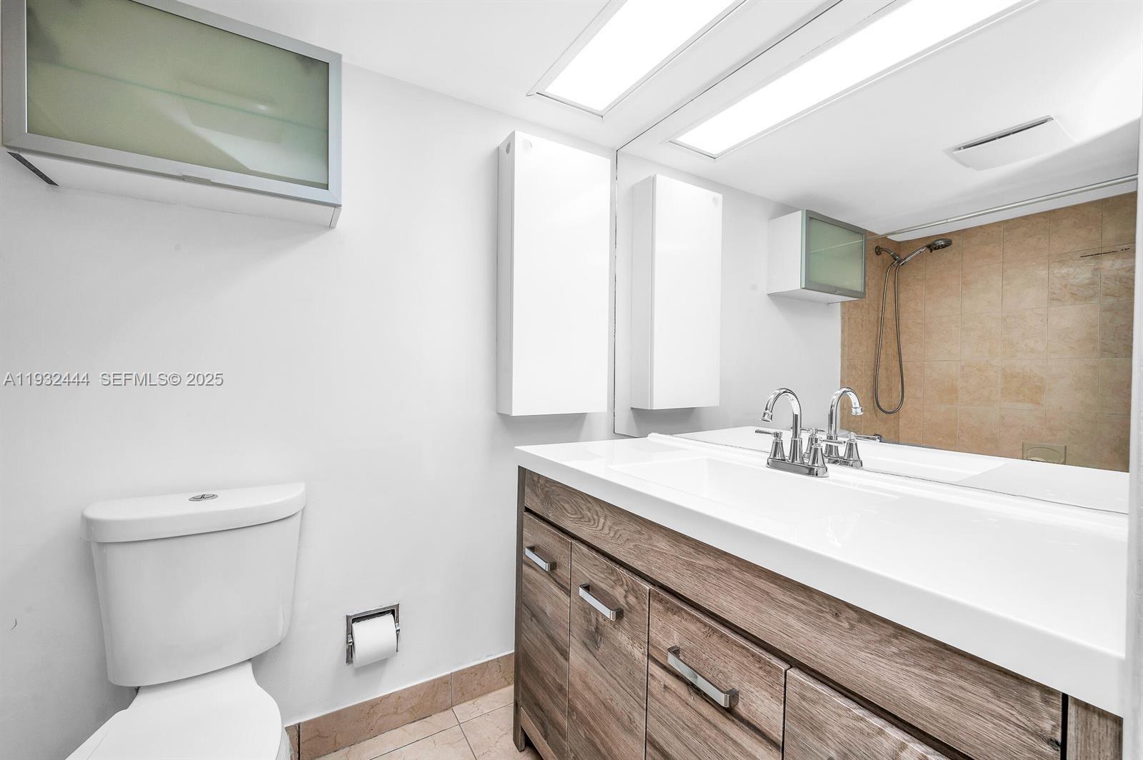 NO 1 PALM-AIRE COUNTRY CL - Residential Lease