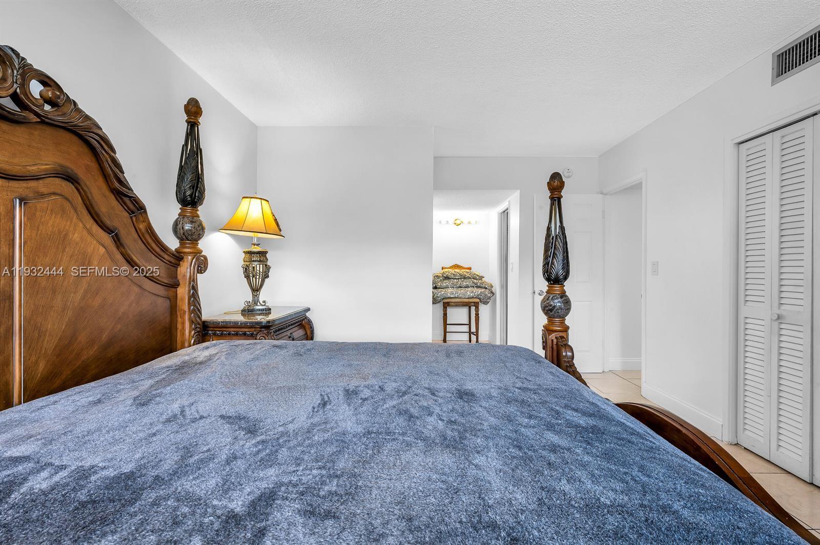 NO 1 PALM-AIRE COUNTRY CL - Residential Lease