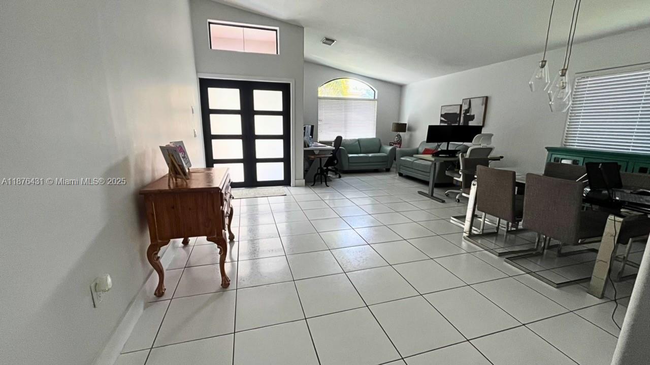 FOREST LAKES ESTATES SEC - Residential