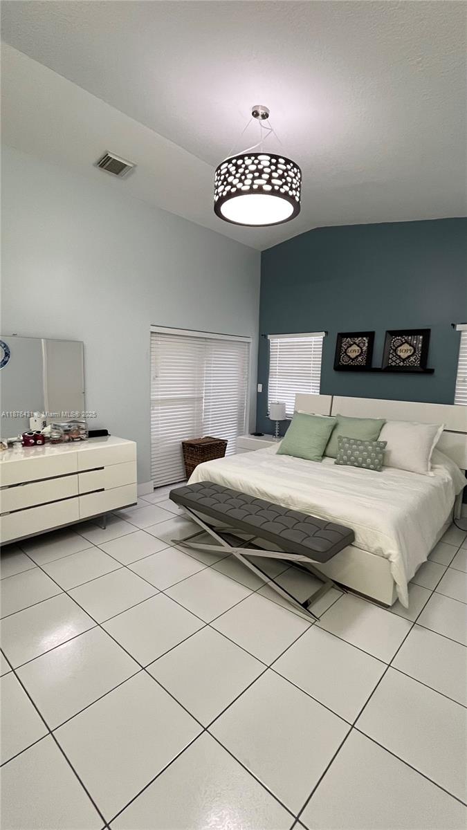 FOREST LAKES ESTATES SEC - Residential