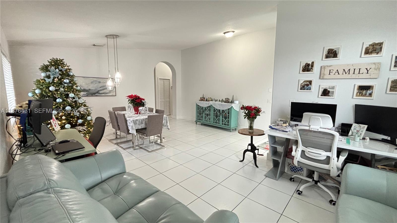 FOREST LAKES ESTATES SEC - Residential