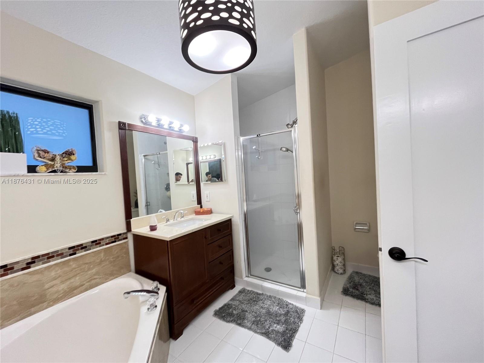 FOREST LAKES ESTATES SEC - Residential