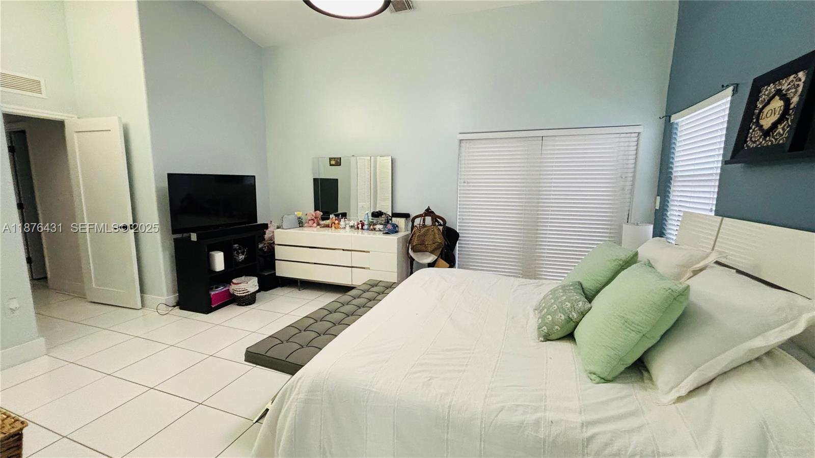 FOREST LAKES ESTATES SEC - Residential