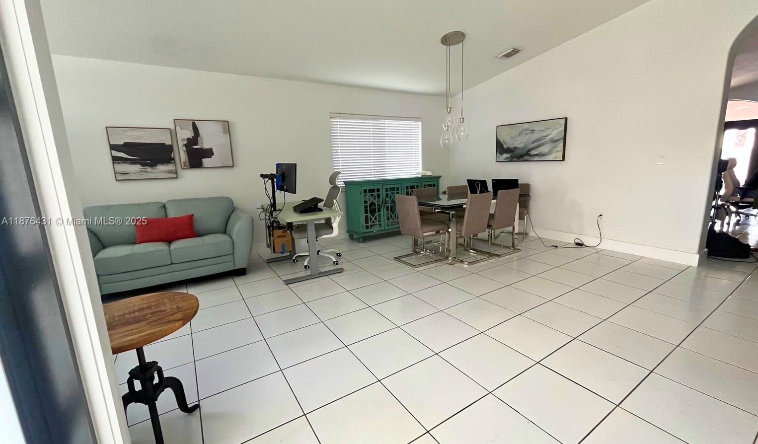 FOREST LAKES ESTATES SEC - Residential