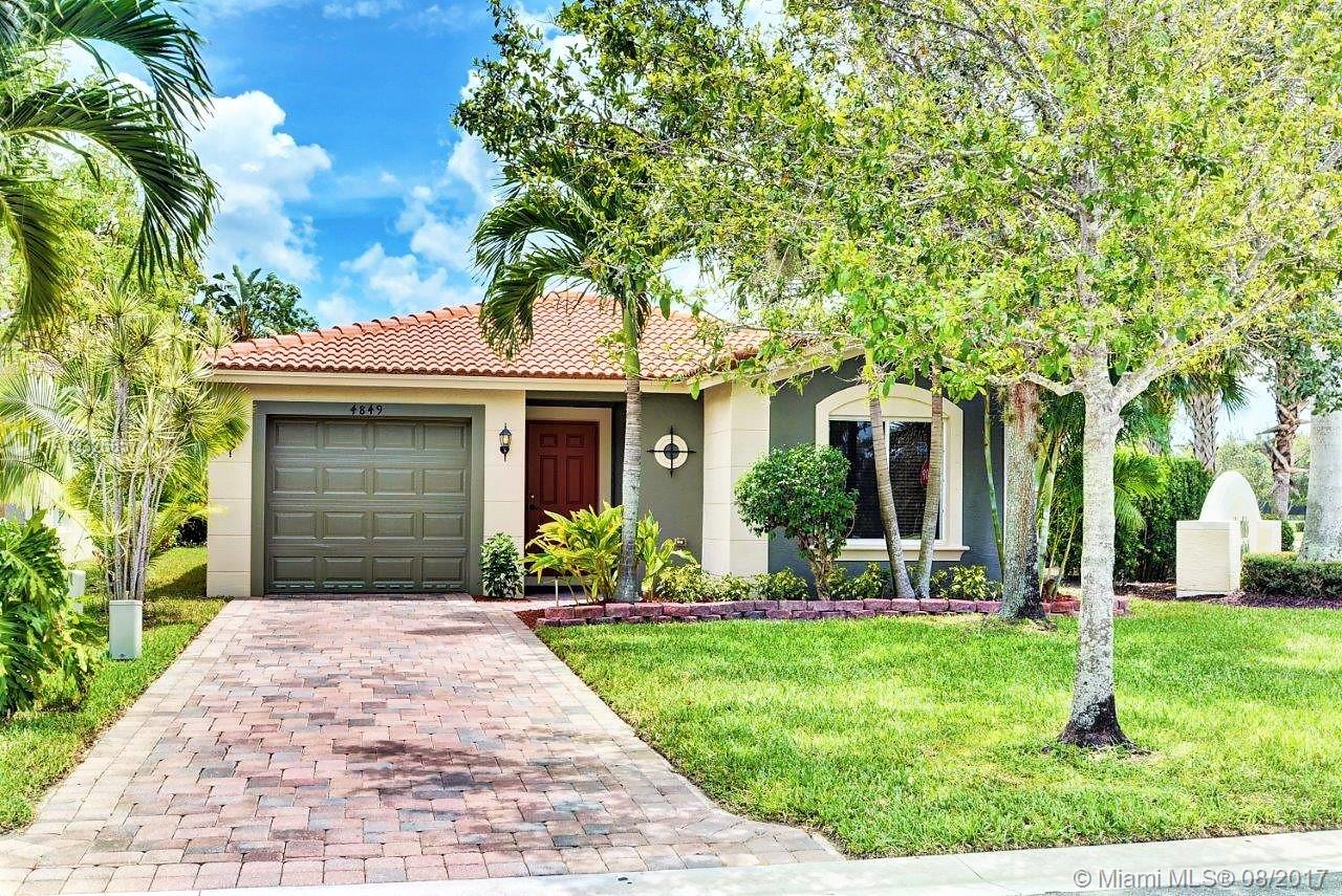 MARTINS CROSSING - Residential