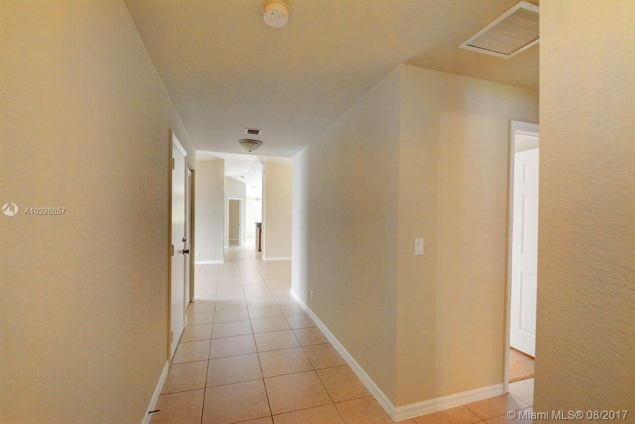 MARTINS CROSSING - Residential