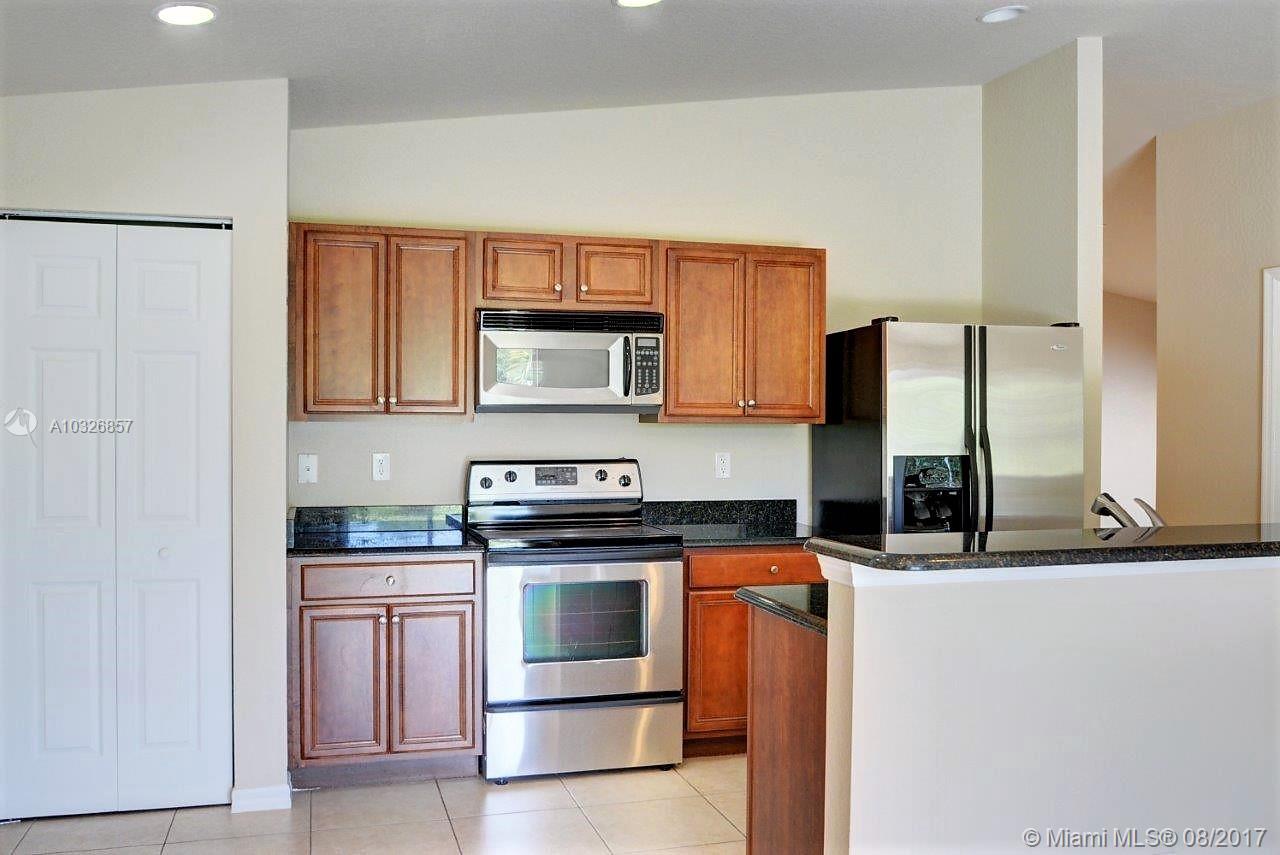 MARTINS CROSSING - Residential