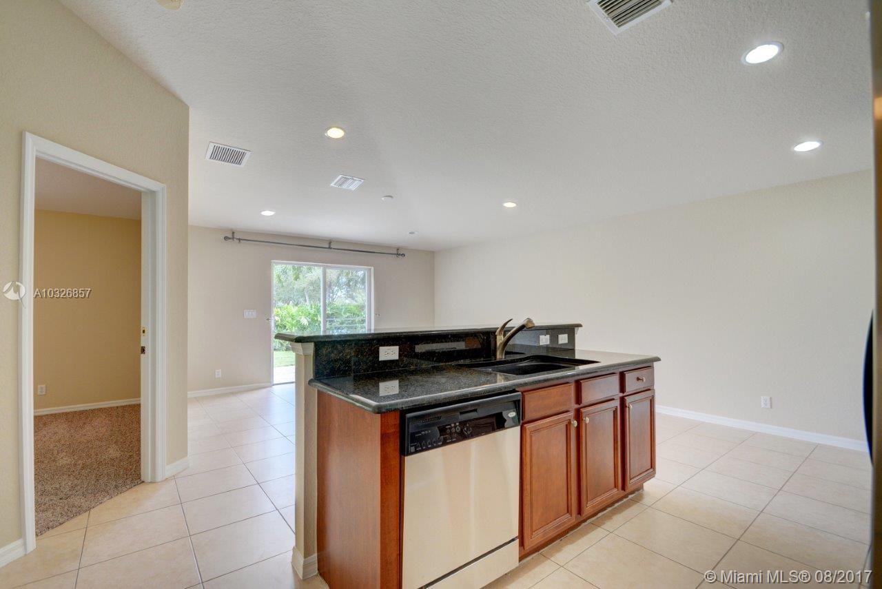 MARTINS CROSSING - Residential