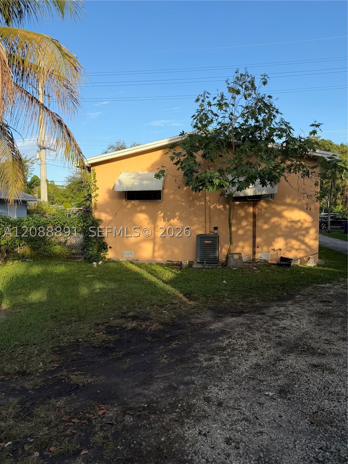 8848 NW 5th Ave