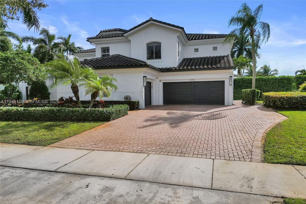 Photo of 15752 SW 15th St, Davie, FL 33326 (MLS # A11948159)